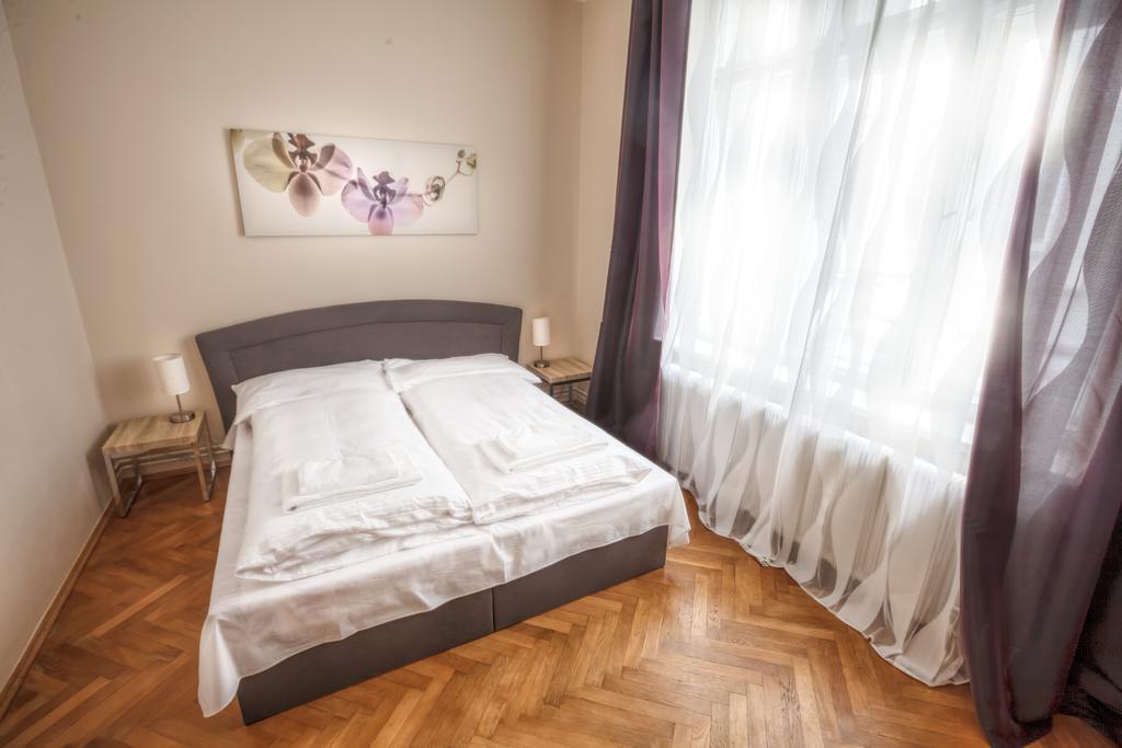 Modern Biskupska Apartamento Praga